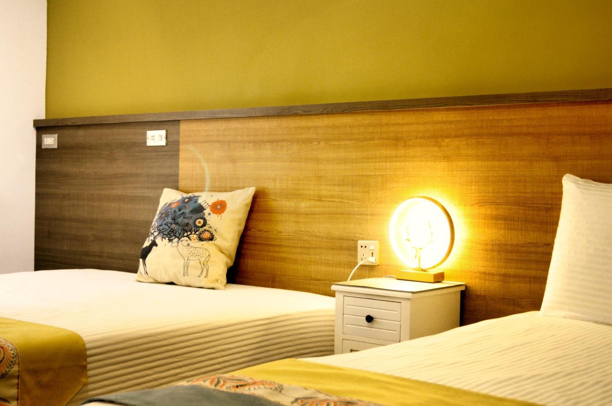 Lu-Kang Traveler Inns لوكانغ المظهر الخارجي الصورة
